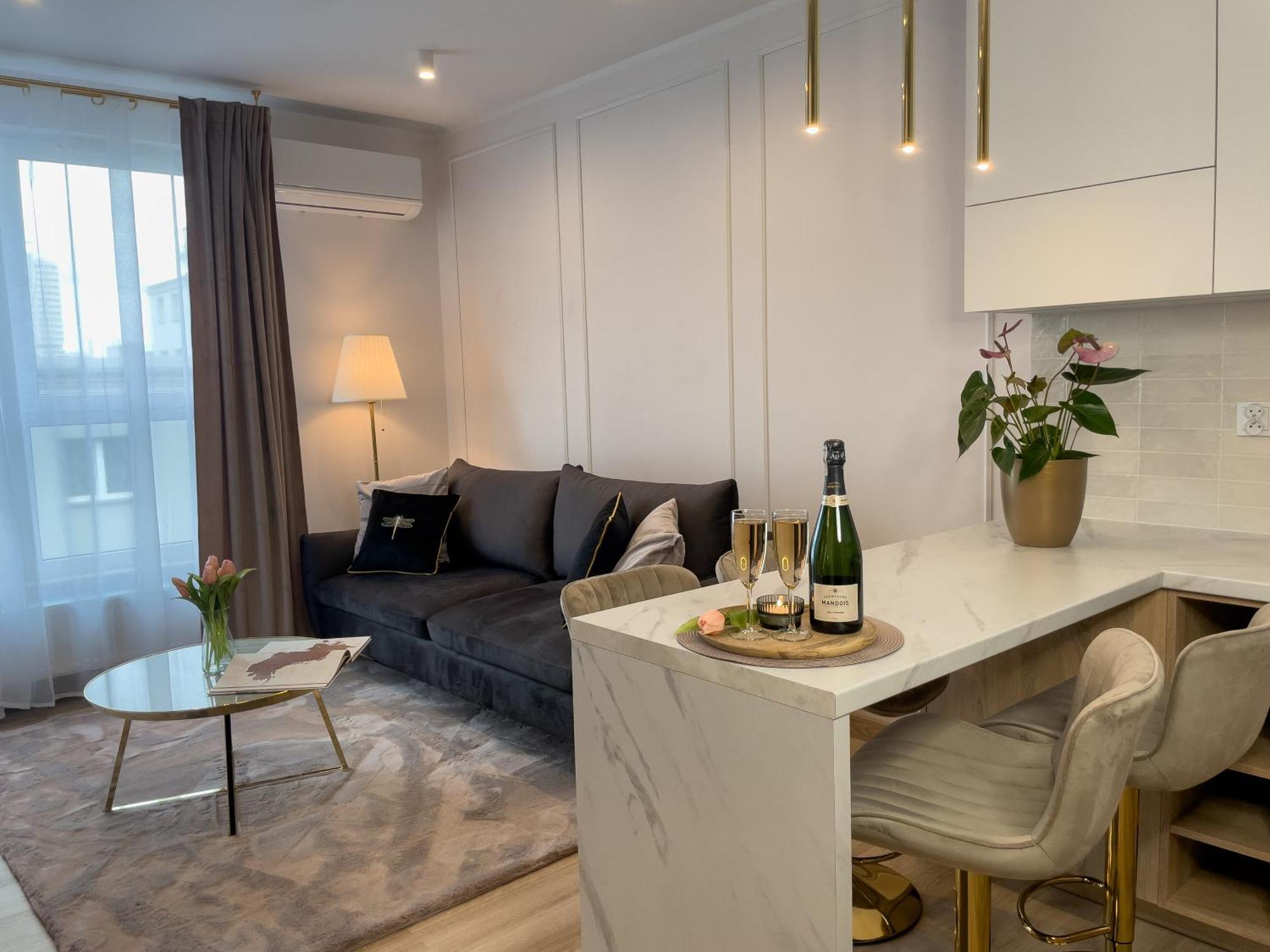 Urban Apartments Luxury Opolska 10 No 29, Free Garage, Self Check-In 卡托维兹 外观 照片